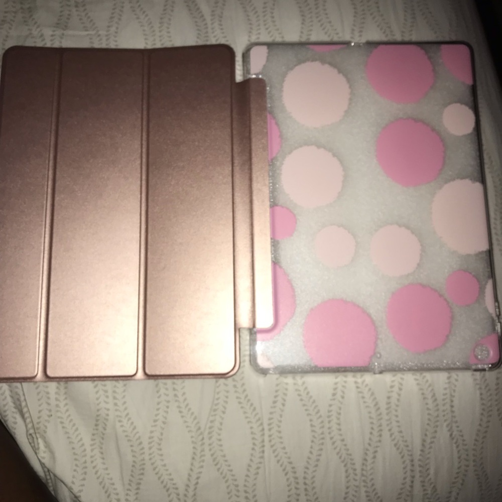 iPad case - Picture 2 of 5